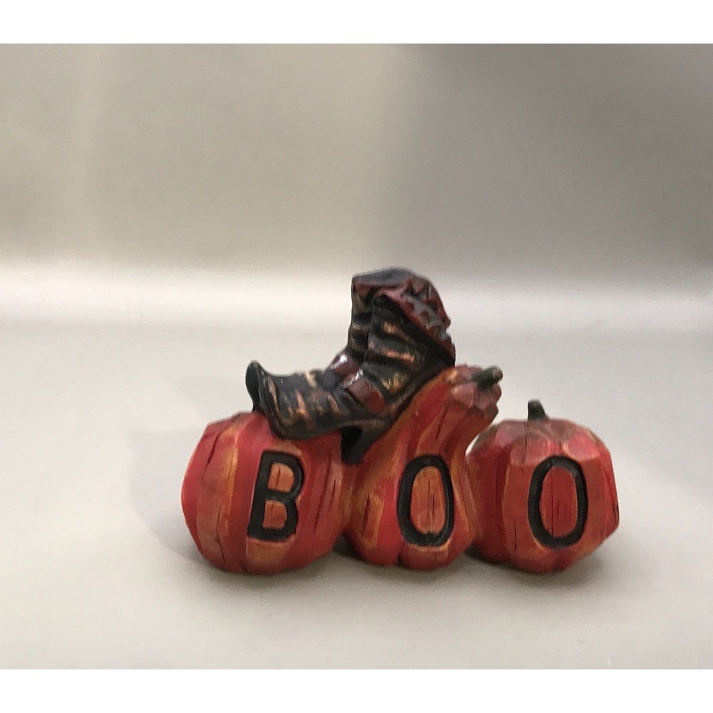 Halloween Pumpkin BOO With‎ Witches Boots 4.5"
